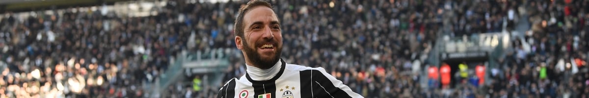 La sfida di Higuain: essere decisivo contro il Barcellona