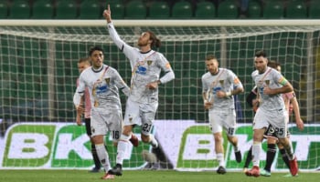 Lecce-Ascoli, salentini a caccia del podio