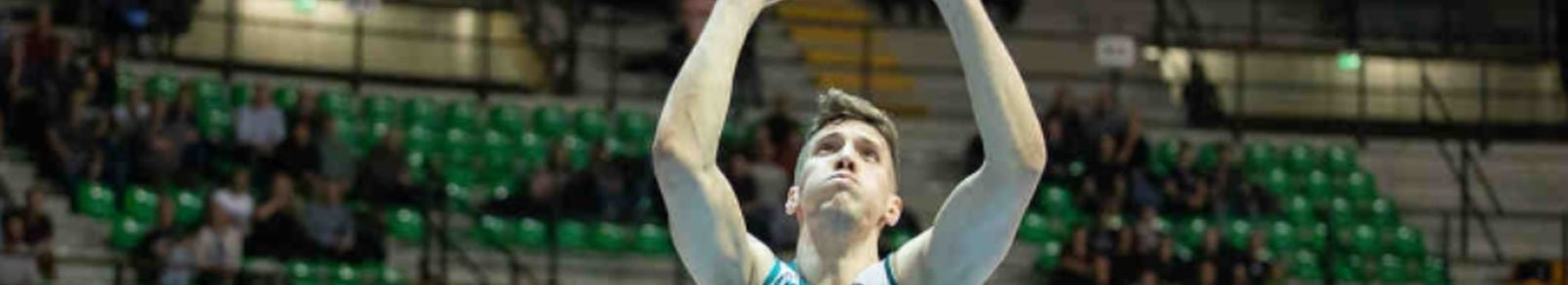 Cantù-Bologna, Sacripanti appeso a un filo e senza Chalmers