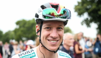 Giro d'Italia, tappa 3: Viviani ci riprova ma Ackermann cerca il 