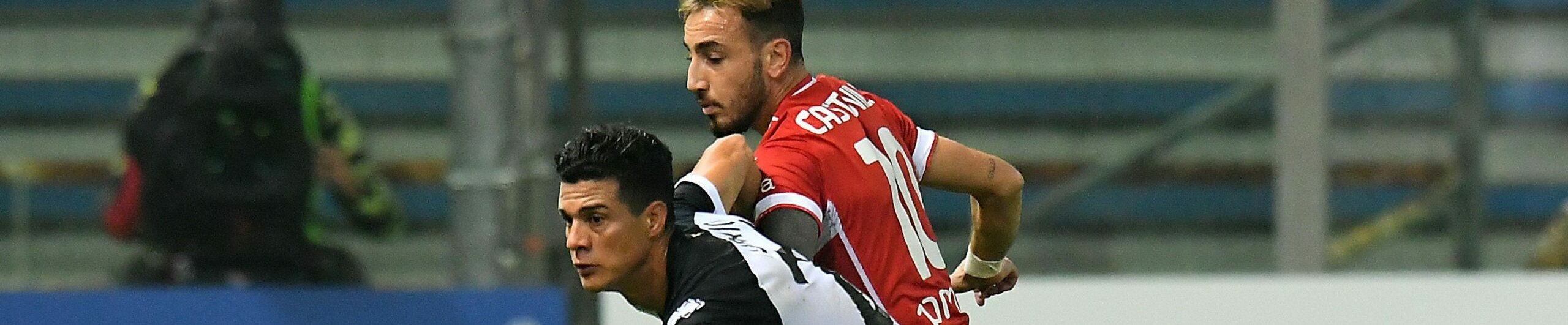 Fiorentina-Parma, scontro tra chi vuole archiviare la salvezza e chi vuole continuare a crederci