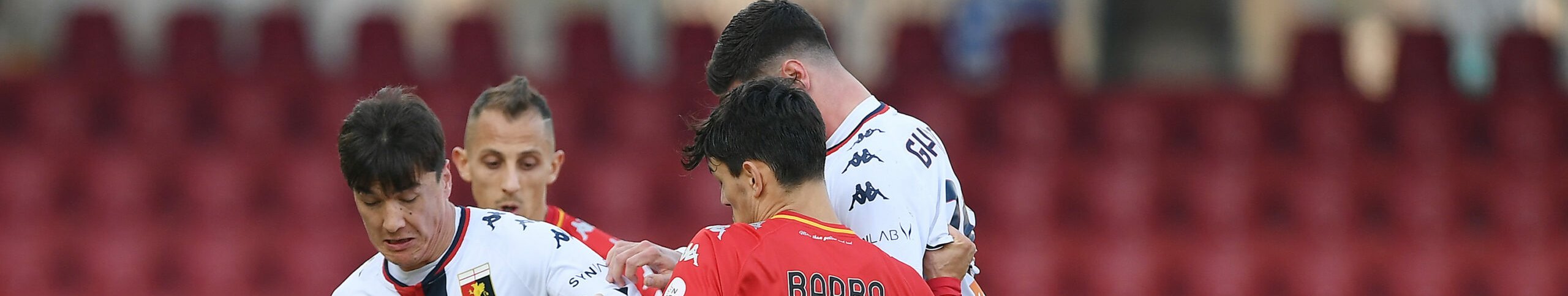 Genoa-Benevento, la corsa per la salvezza passa da Marassi