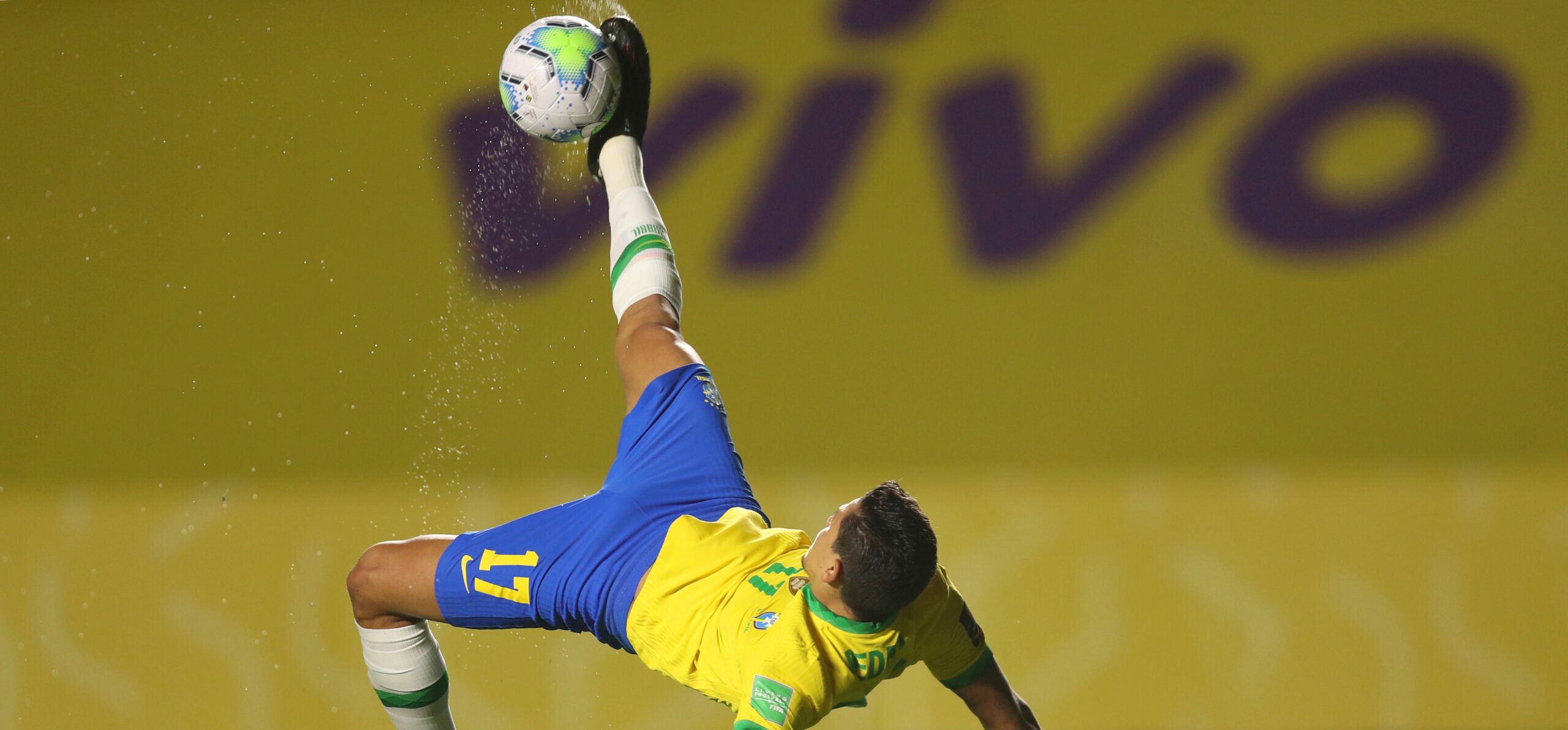 I 5 gol in rovesciata più belli di sempre secondo noi