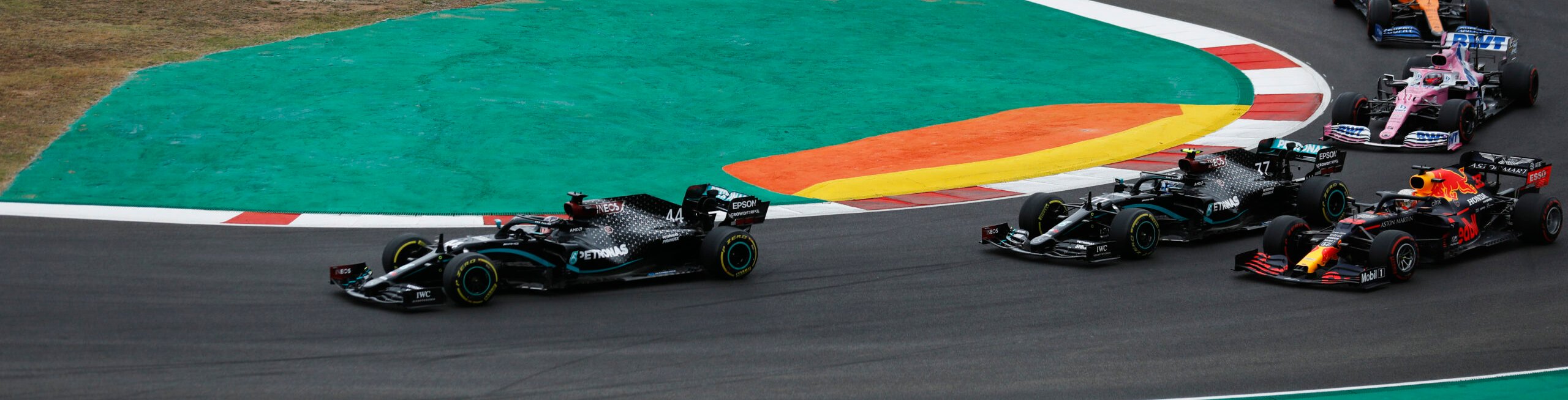 GP Portogallo: testa a testa entusiasmante tra Hamilton e Verstappen