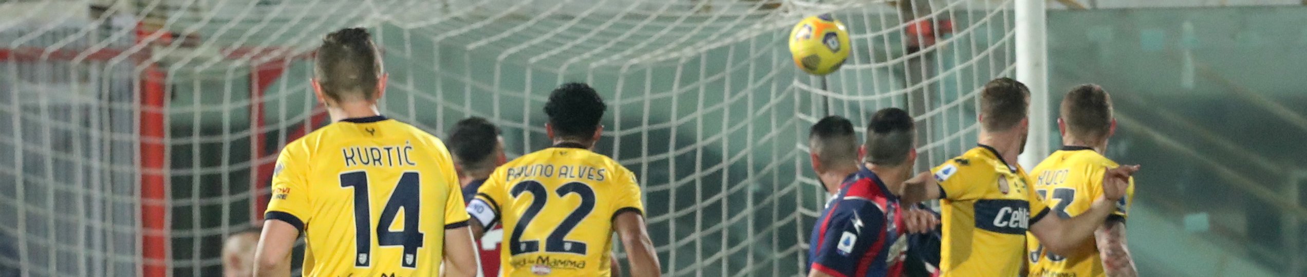 Parma-Crotone: anche se la stagione è andata, c’è da salvare l’onore