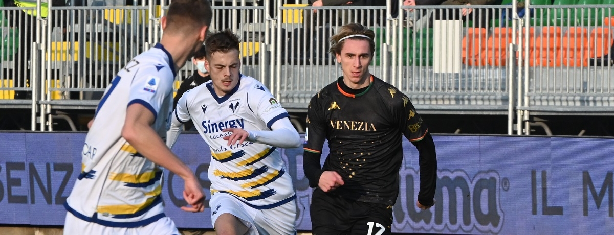 Verona-Venezia: Hellas favorito per il derby, Simeone spera nella rinascita