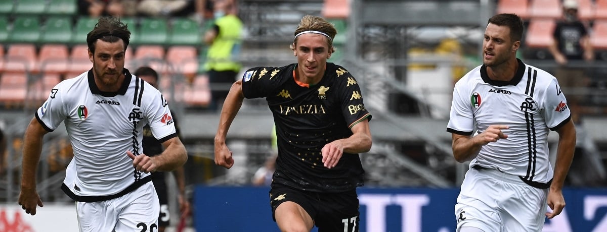 Spezia-Venezia: liguri favoriti per il match salvezza nonostante i precedenti