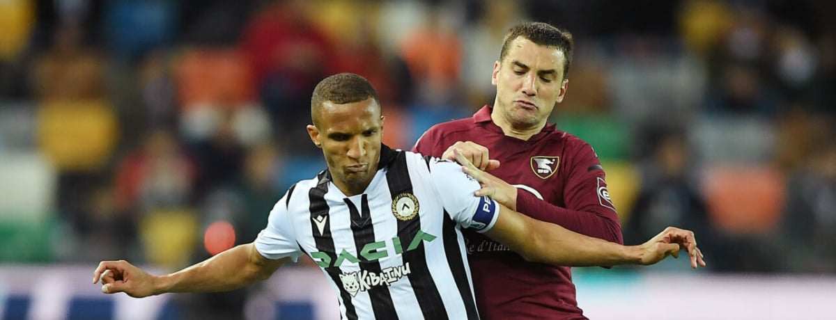 Salernitana-Udinese, 38a giornata Serie A 2021-22, Federico Bonazzoli e Rodrigo Becao