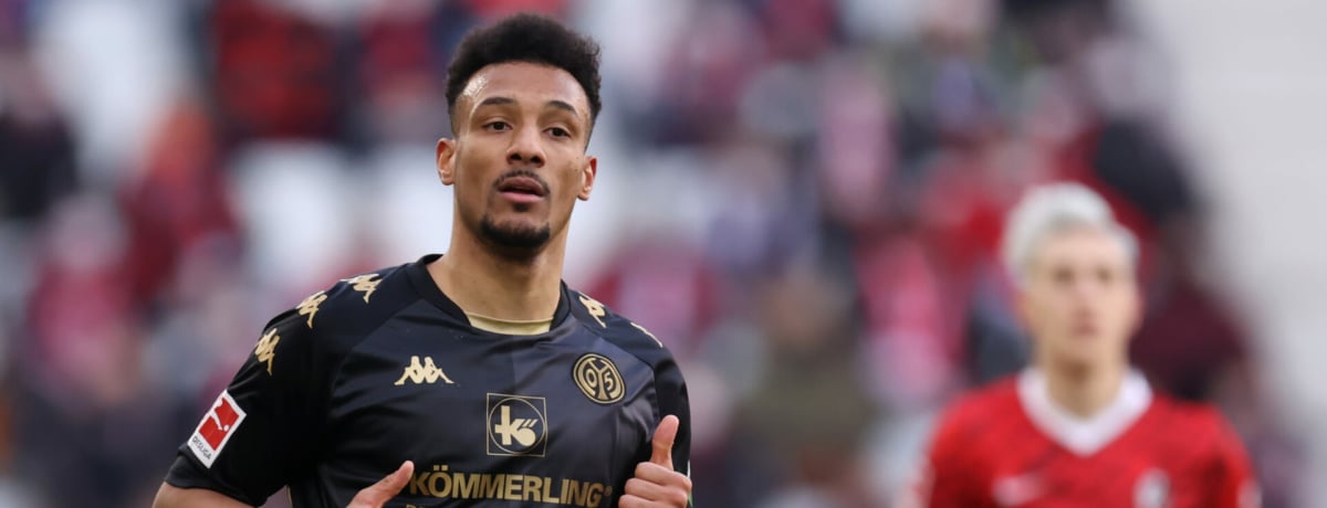 Friburgo-Union Berlino: sfida inaspettatamente al vertice della Bundesliga