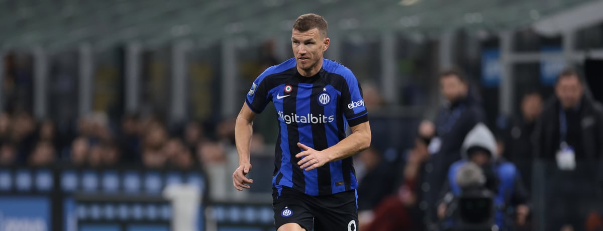 giocatore dell'inter in campo
