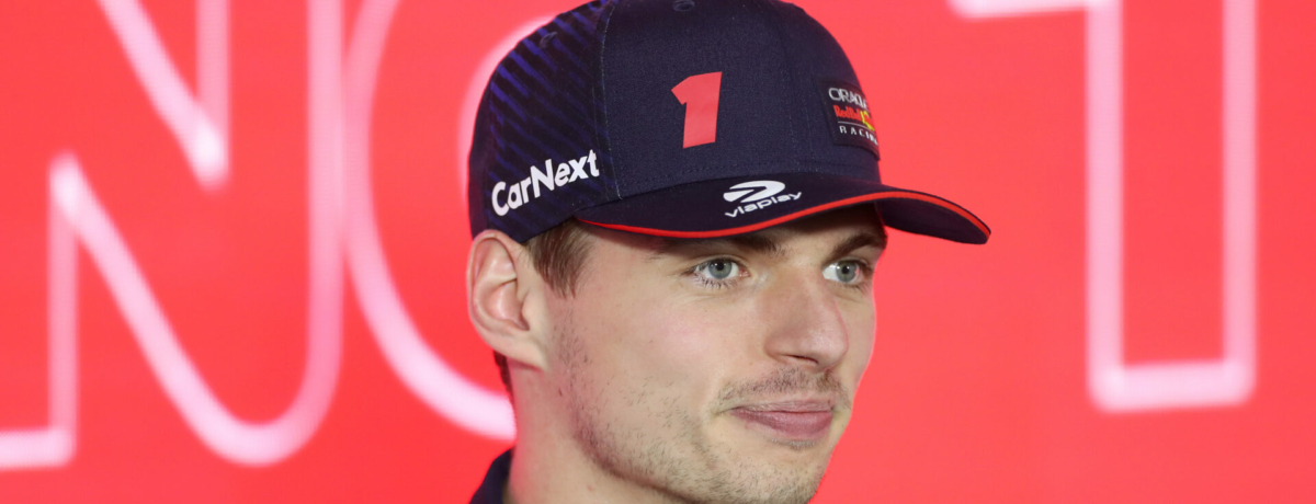 pilota della Formula 1 ai microfoni