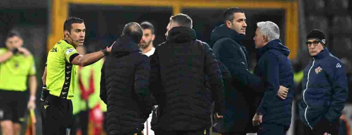 Mourinho e l'accusa al quarto uomo Serra: la Procura apre un'indagine