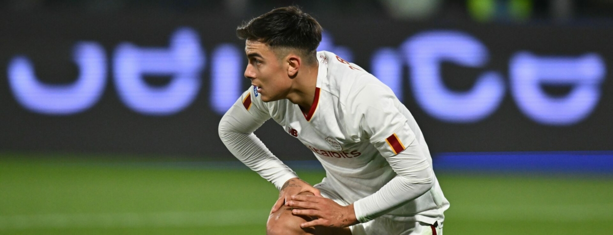 uno dei giocatori della Roma in campo