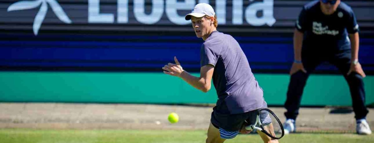 Pronostici tennis oggi: Sinner contro Sonego all'Atp Halle, obiettivo quarti