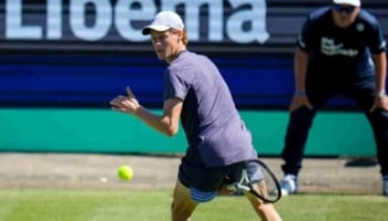 Pronostici tennis oggi: Sinner contro Sonego all'Atp Halle, obiettivo quarti