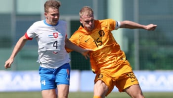giocatori in azione di gioco