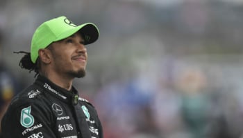 pilota pronto alla gara