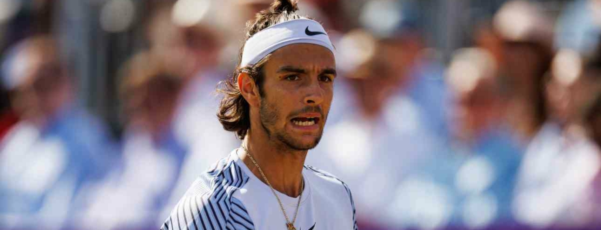 Pronostici tennis oggi: Wimbledon, si riparte dall'interruzione. Musetti e Sinner al secondo turno