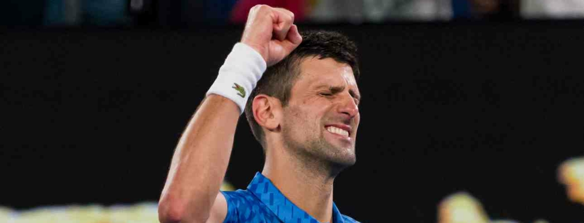 tennista che esulta