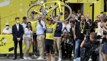 ciclista in festa