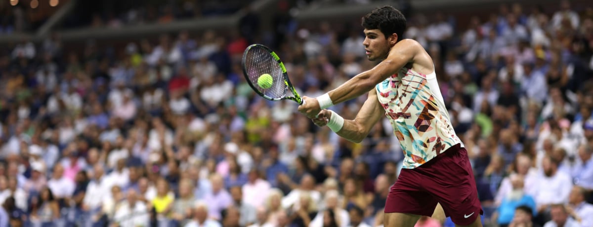 giocatore di tennis in campo