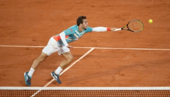 Pronostici tennis oggi: derby francese tra Gaston e Mayot a Valencia, con il primo favorito