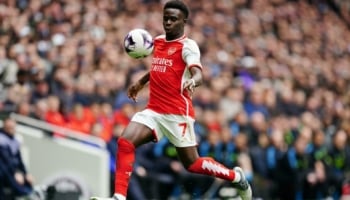 allenatore e giocatori dell'arsenal