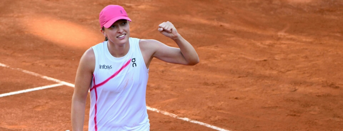 Pronostici tennis oggi: nella finale di Roma Swiatek è favorita su Sabalenka