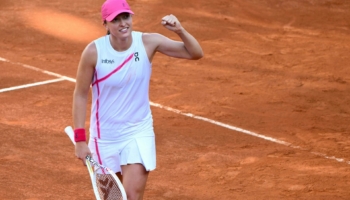 Pronostici tennis oggi: nella finale di Roma Swiatek è favorita su Sabalenka