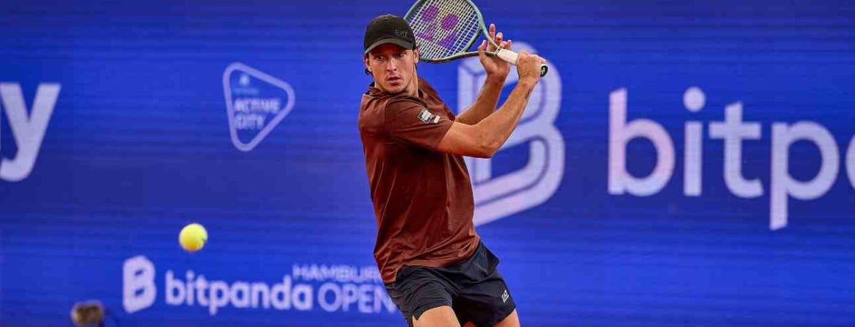Pronostici tennis oggi: Atp Amburgo, Darderi e Cobolli a caccia dei quarti