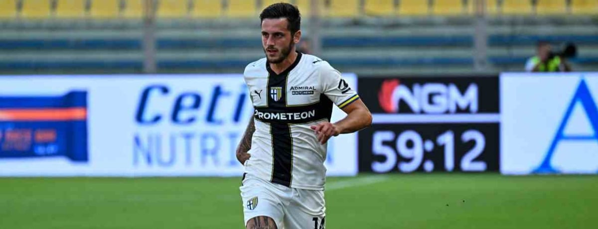 Parma-Cagliari: grande equilibrio tra due squadre con poche certezze
