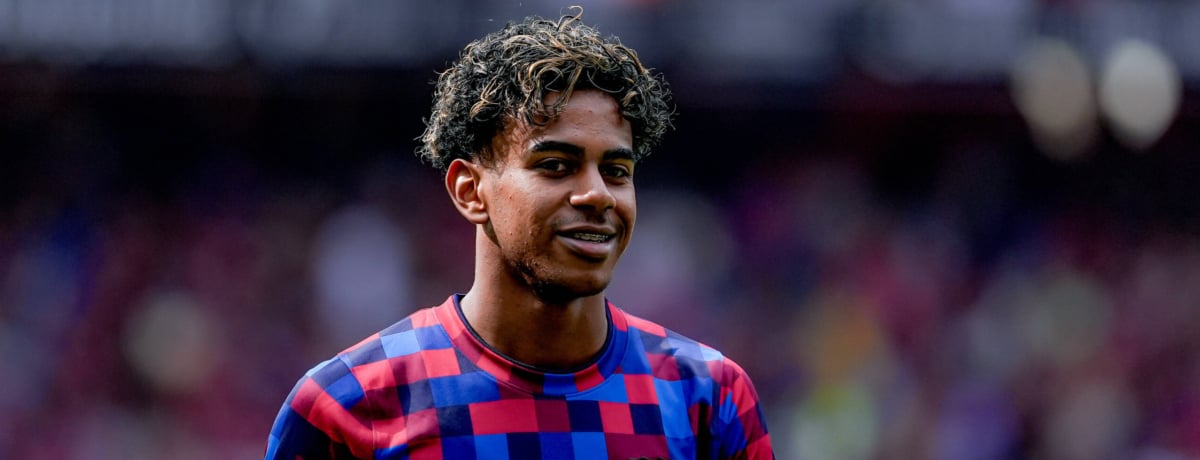 Elche-Barcellona: Yamal già titolare, fuori Rodri