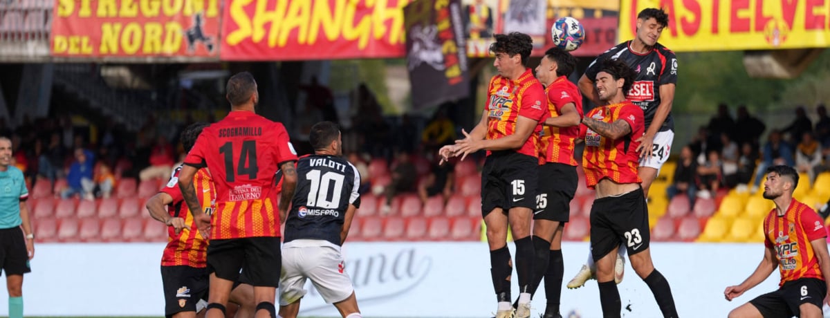 Arezzo-Benevento: campani leggermente favoriti